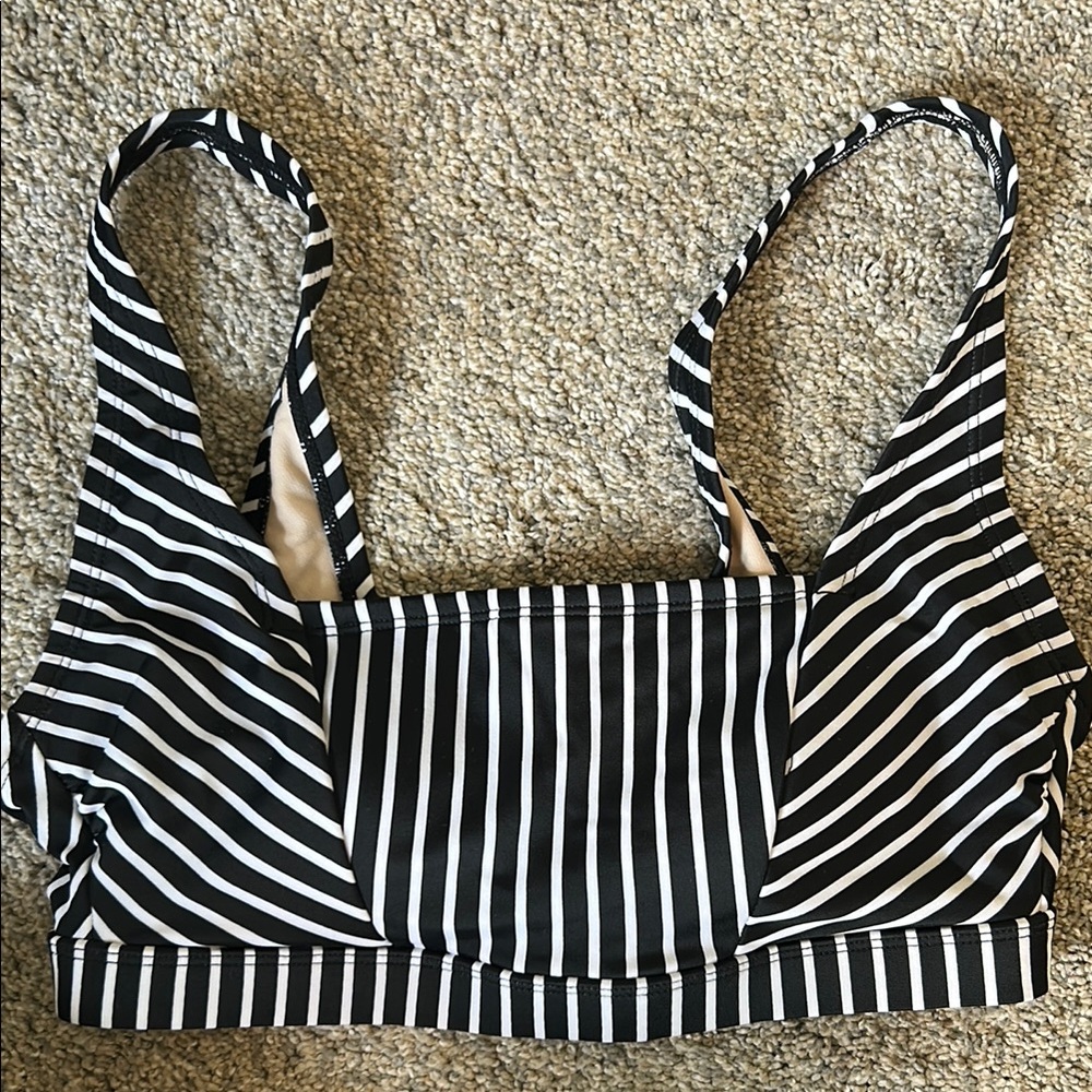 Black and White Striped Crop Top